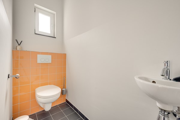 Medium property photo - Dorpsstraat 8, 4507 BK Schoondijke